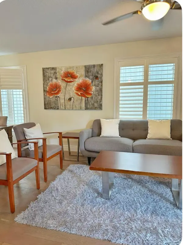 7 Broome AVE #Main, Clarington, ON L1E 0B1