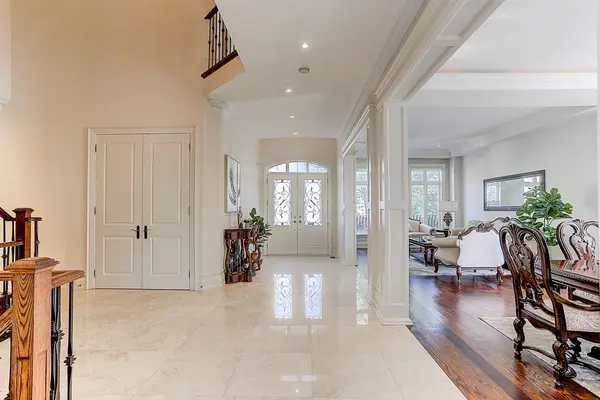 33 Winterport CT, Richmond Hill, ON L4C 9V6