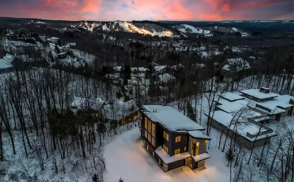 Oro-medonte, ON L0L 2L0,3316 Line 4 N/A N