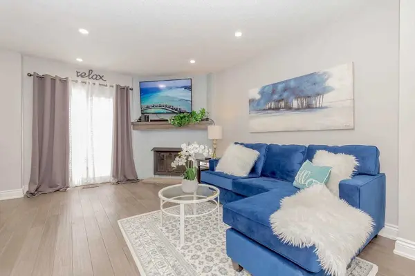 89 Martindale CRES #**Upper**, Brampton, ON L6X 2T8