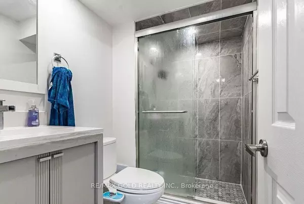 Brampton, ON L7A 5B3,60 Block RD