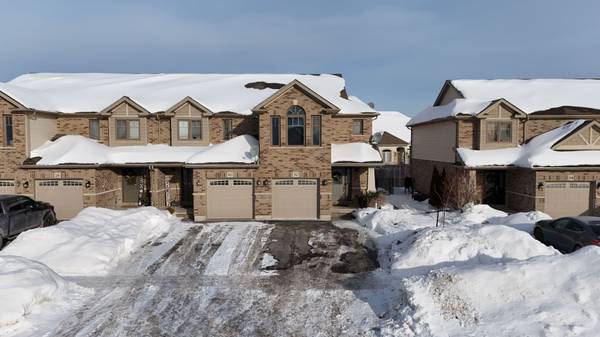 32 Princeton PL, Belleville, ON K8N 0B2