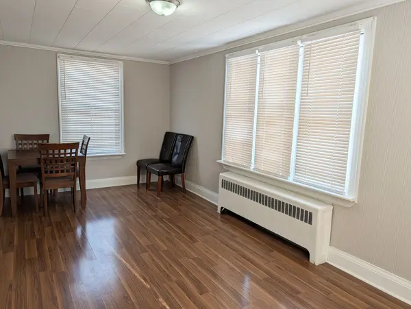 12 East 24th ST #Upper, Hamilton, ON L8V 2X7