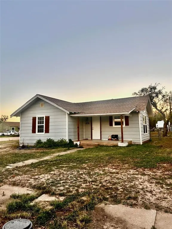352 SW Avenue A, Hamlin, TX 79520