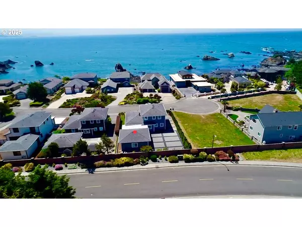 Brookings, OR 97415,842 CHETCO POINT TER