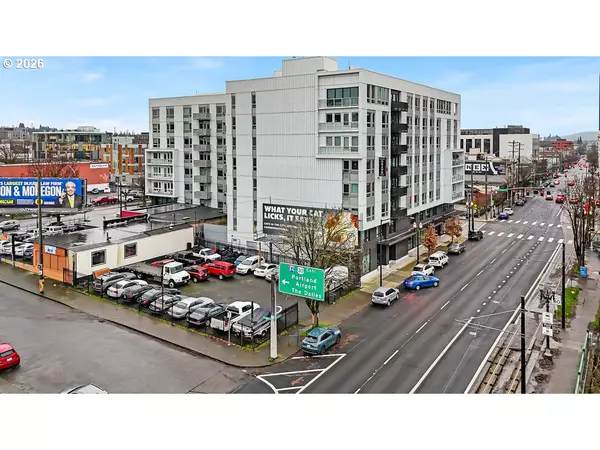 Portland, OR 97232,240 NE M L KING BLVD