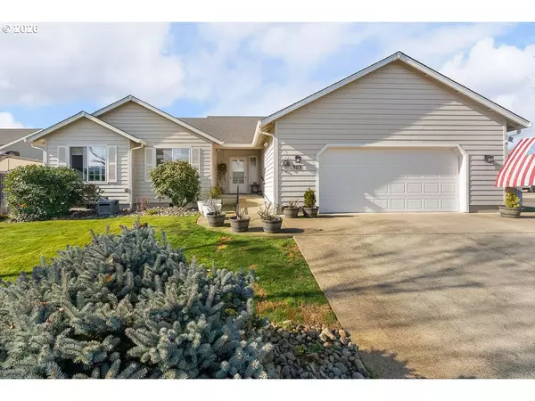 Sutherlin, OR 97479,303 ASHWOOD ST