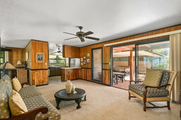 8585 KAUMUALII HWY, Kekaha, HI 96752