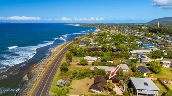 8585 KAUMUALII HWY, Kekaha, HI 96752