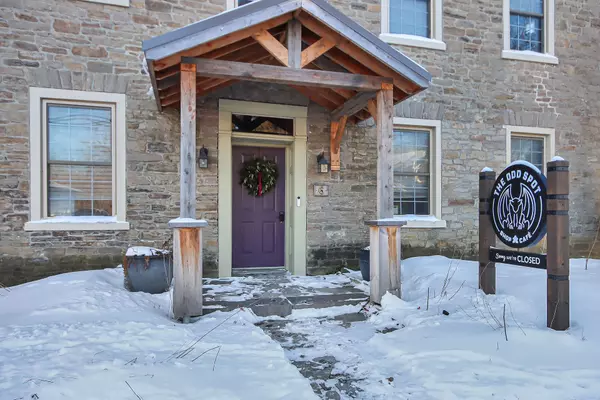 Edwardsburgh/cardinal, ON K0E 1X0,6 Spencer ST S