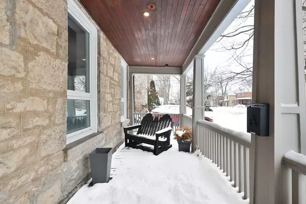 Guelph, ON N1H 2J6,12 SUFFOLK ST W #MainLvl