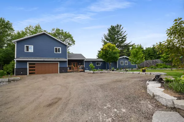 Algonquin Highlands, ON K0M 1S0,1030 ALL SEASONS CT