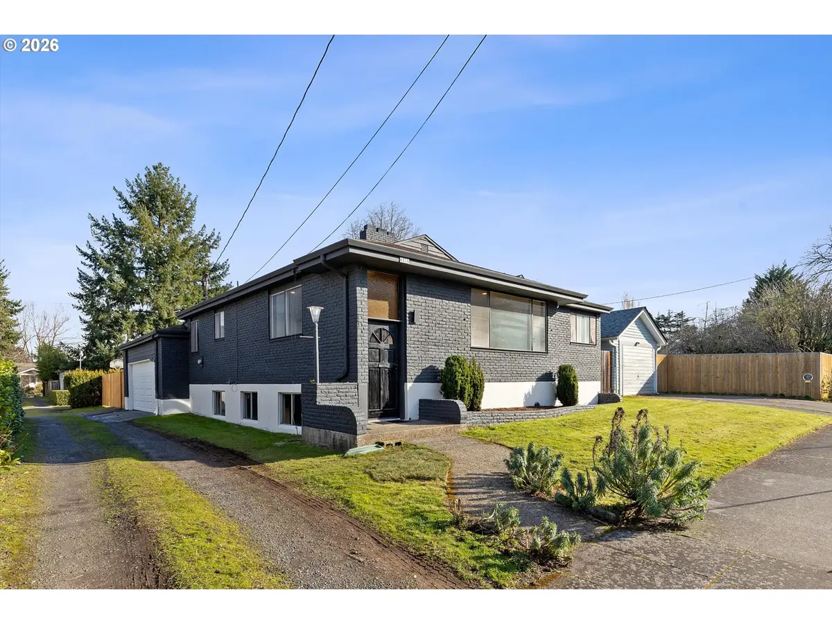 6516 N KNOWLES AVE, Portland, OR 97217