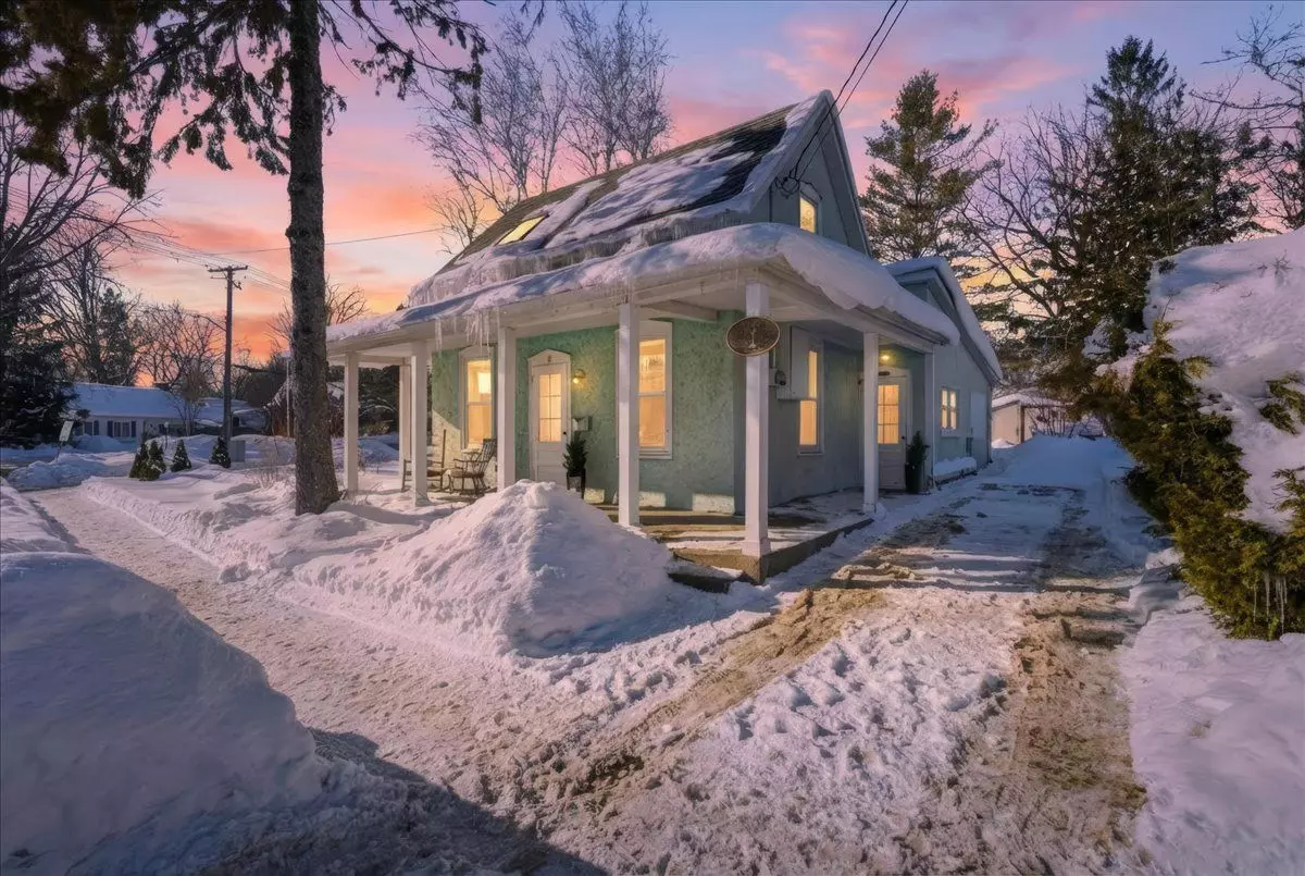 Prince Edward County, ON K0K 2T0,17 King ST