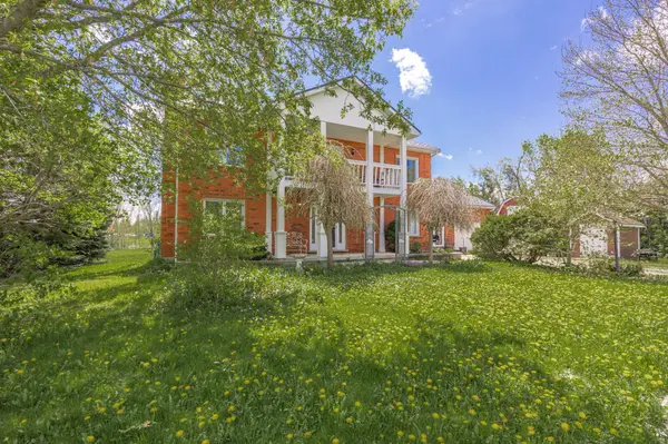 Clearview, ON L0M 1H0,3 Sydenham TRL E