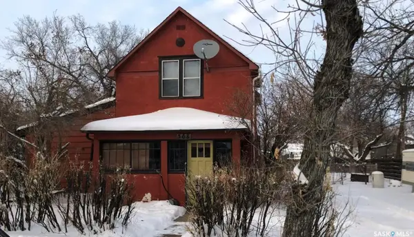 308 5th AVENUE W, Assiniboia, SK S0H 0B0