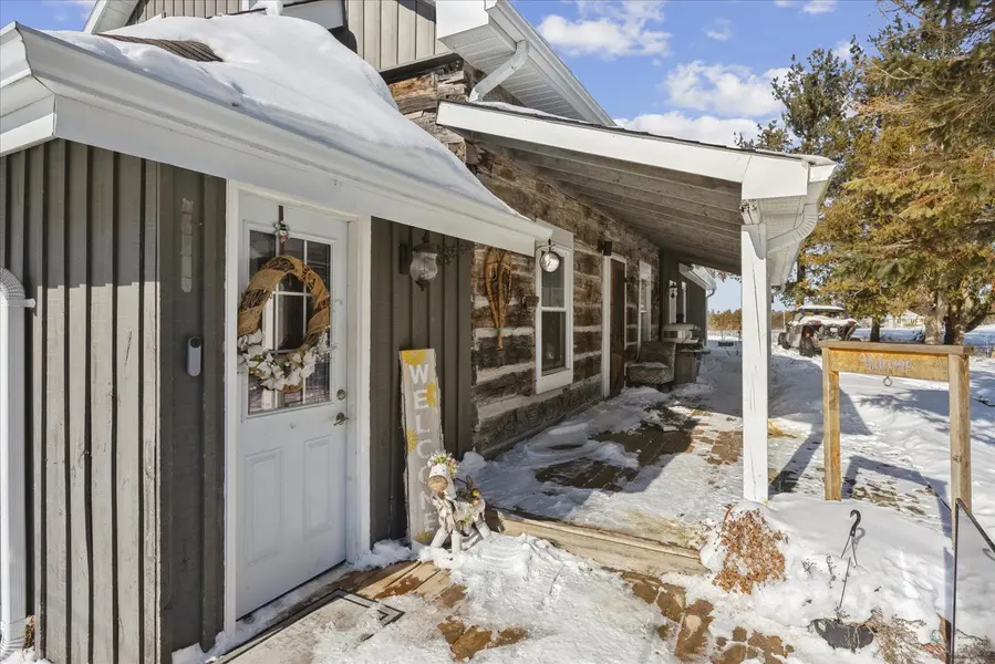 217 Fairbairn RD, Kawartha Lakes, ON K0M 1A0