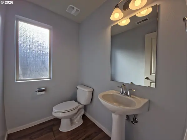 7825 SE SPORRI LN, Milwaukie, OR 97267