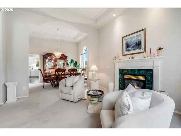 312 NW Pacific Grove DR, Beaverton, OR 97006