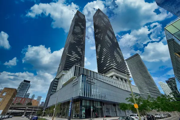 55 Cooper ST #4309, Toronto, ON M5E 0G1