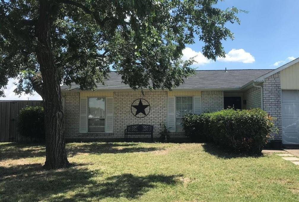 5724 Phelps Street, The Colony, TX 75056