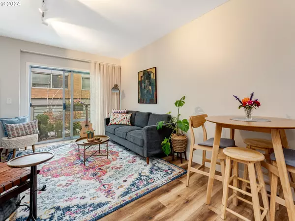 Vancouver, WA 98660,701 COLUMBIA ST