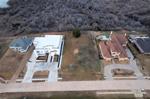 3168 Sanctuary Drive, Grand Prairie, TX 75104