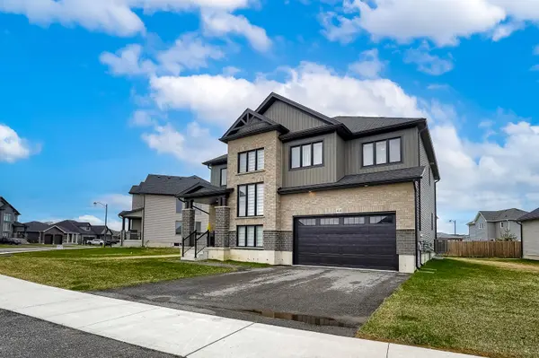 Springwater, ON L0L 1P0,44 Allenwood RD