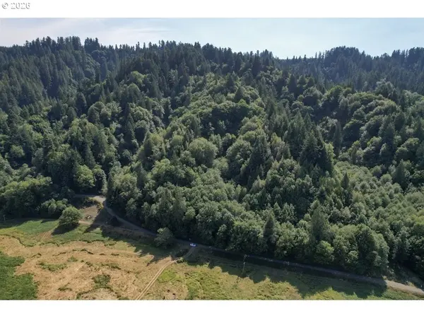 00 Stian Smith RD #606, Coos Bay, OR 97420