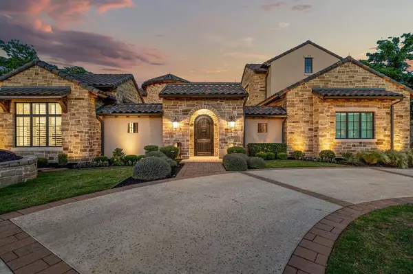 Westlake, TX 76262,2210 Barcelona Court