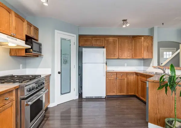 37 Cimarron Meadows Bay, Okotoks, AB T1S2E4