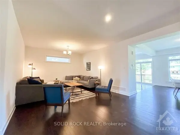 764 OVATION GRV, Leitrim, ON K1T 3X1