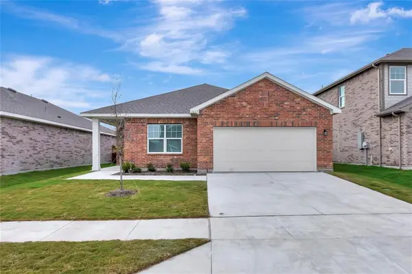 1617 Escondido Drive, Fort Worth, TX 76052