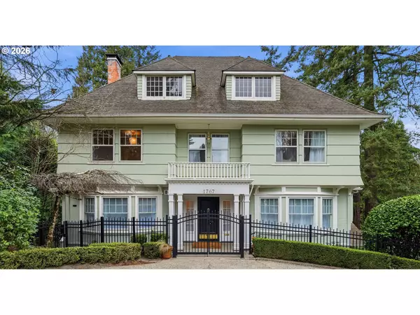 1767 SW PROSPECT DR, Portland, OR 97201