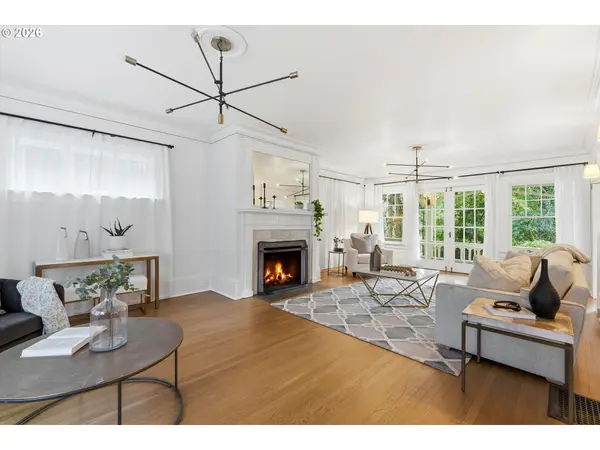 1767 SW PROSPECT DR, Portland, OR 97201