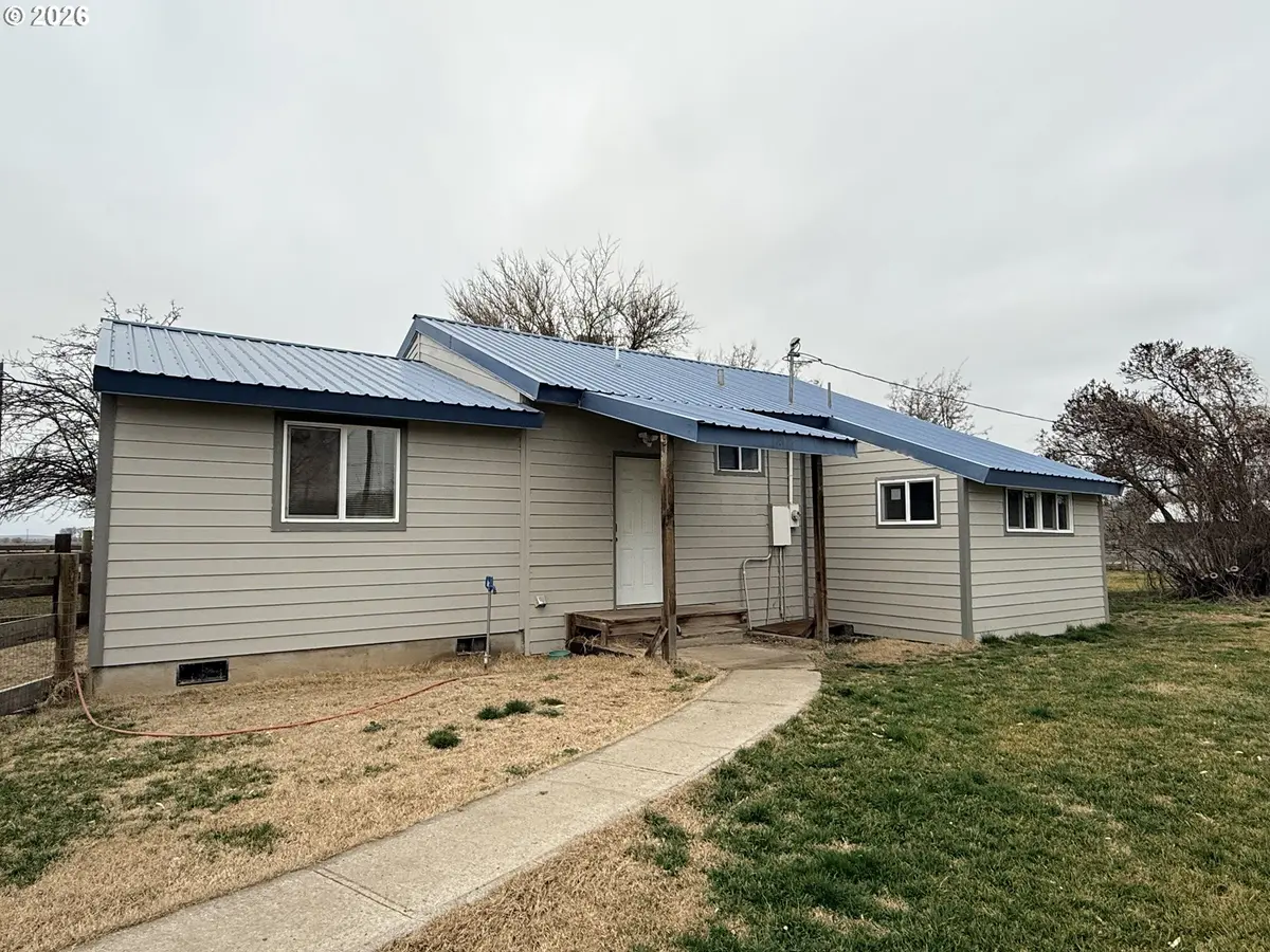 75840 LEEZER AVE, Echo, OR 97826