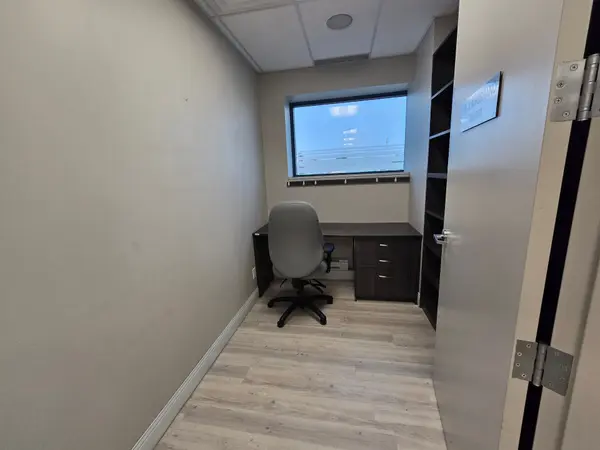 95 Bayly ST #201, Ajax, ON L1S 4E5