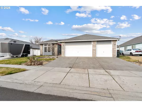Hermiston, OR 97838,113 NE 13TH ST