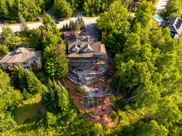 Huntsville, ON P1H 1B1,21 Deerhurst Highlands DR