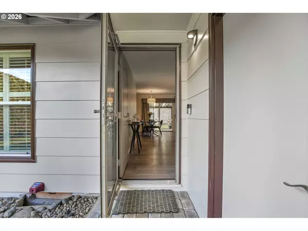 Portland, OR 97233,1732 SE 158TH AVE