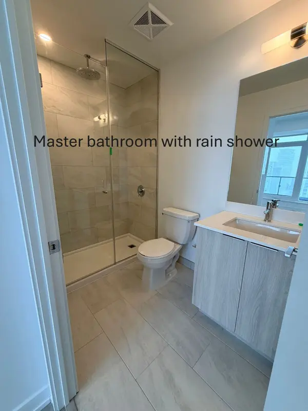 Mississauga, ON L5B 0P6,395 Square One DR #4104