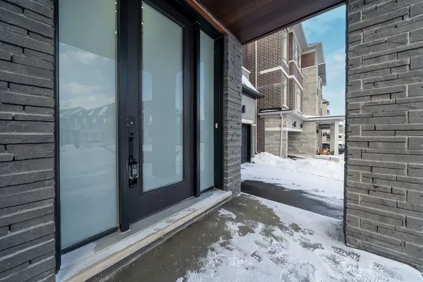 1160 Skyridge BLVD, Pickering, ON L1X 0M3