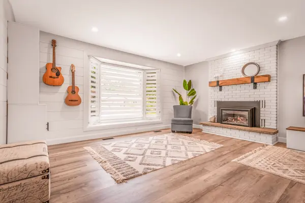 Barrie, ON L4M 1W7,155 NAPIER ST