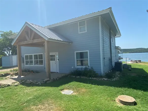 4415 Chapel Road, Graham, TX 76450