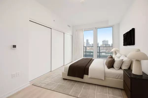 Toronto, ON M5A 0Y5,15 Richardson ST #628