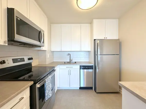 Toronto E06, ON M1L 4P2,30 Denton AVE #2217