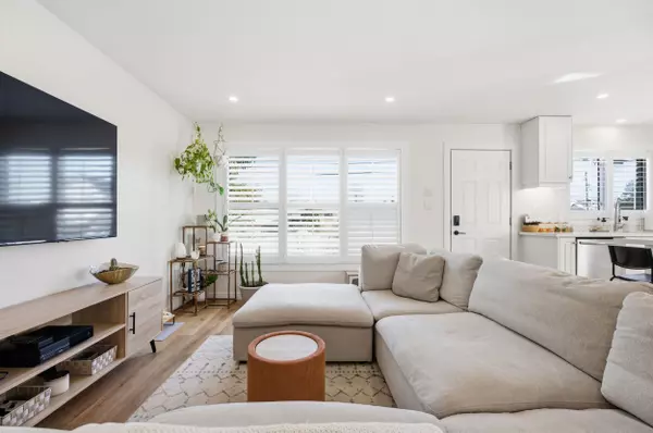 Collingwood, ON L9Y 3X8,135 Niagara ST