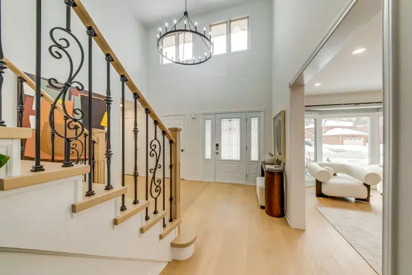 2959 Kingsway DR, Oakville, ON L6J 6V1