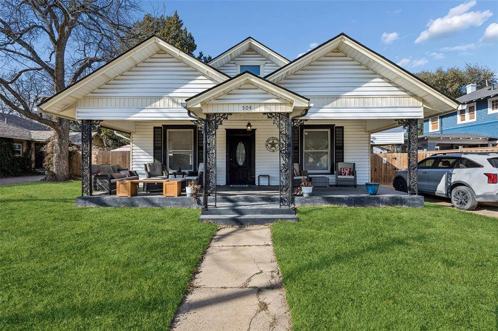 504 Featherston Street, Cleburne, TX 76033