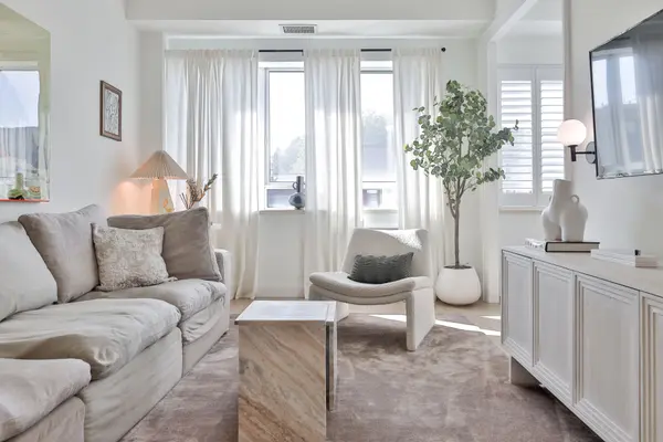 1231 Yonge ST #301, Toronto C09, ON M4T 2T8